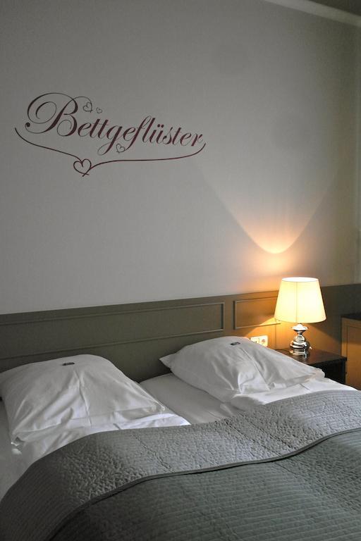 Hotel Lippischer Hof Detmold Room photo